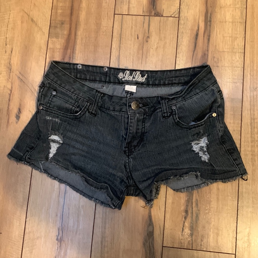 Short jean shorts